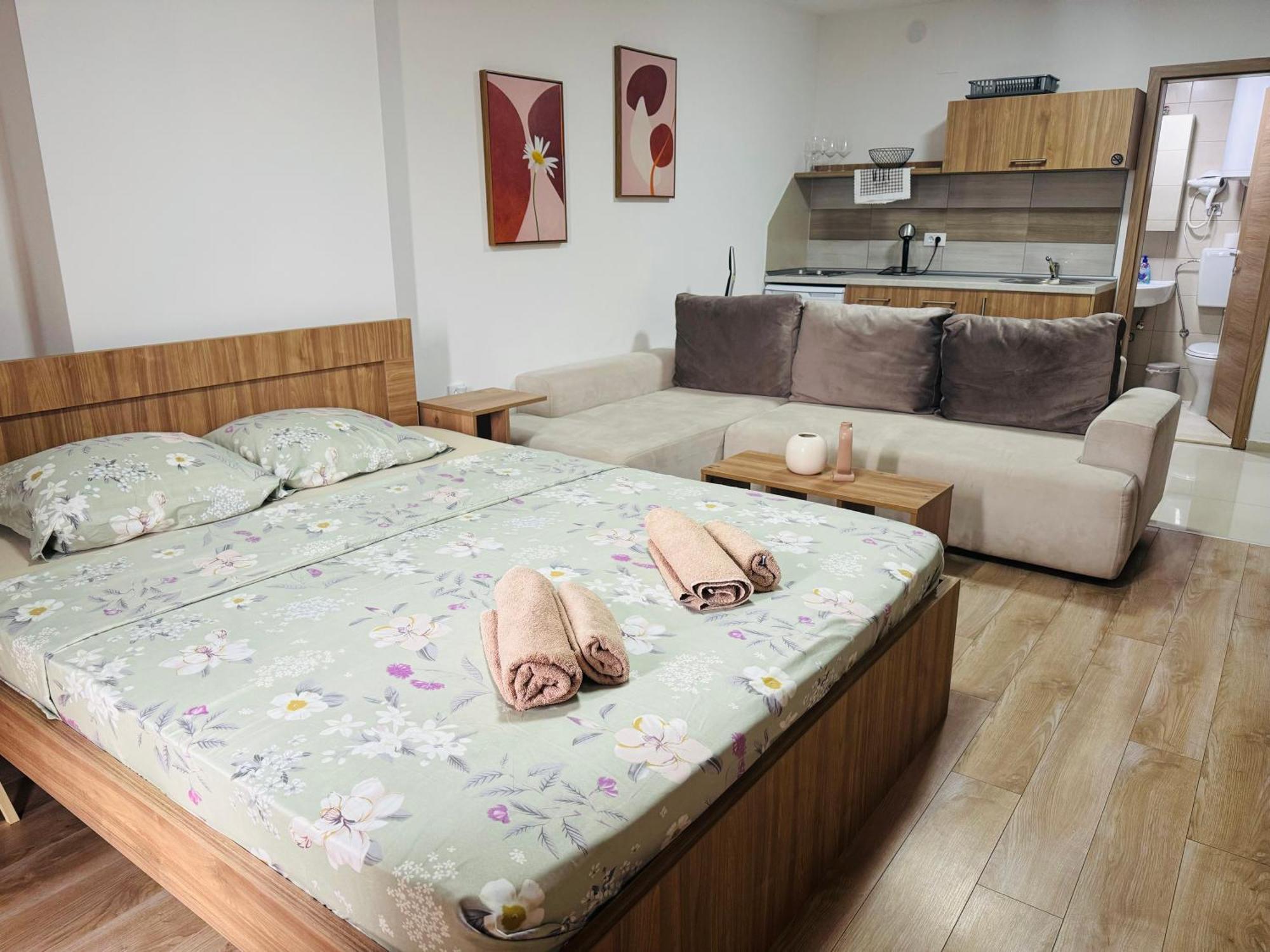 Lina Studios Ohrid Luaran gambar
